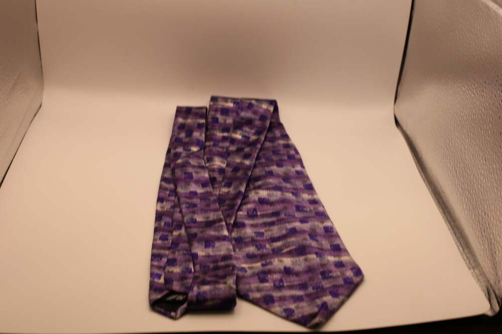 Alfani 100% Silk Men's Necktie Purple Abstract Geometric Pattern